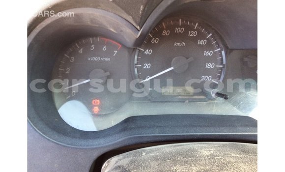 Acheter Import Voiture Toyota Hilux Blanc à Import - Dubai, Burkina-Faso Acheter Import Voiture Toyota Hilux Blanc à Import - Dubai, Burkina-Faso