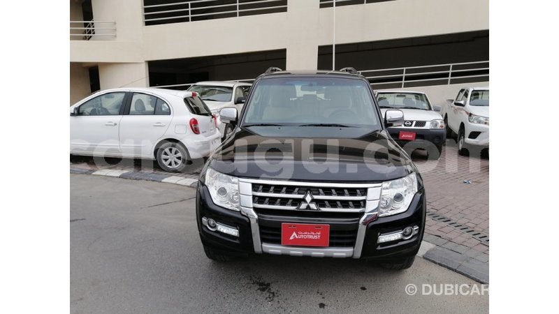 Big with watermark mitsubishi pajero burkina faso import dubai 5423