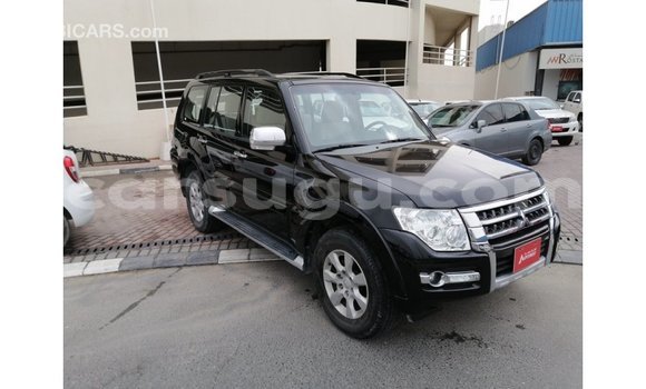 Acheter Import Voiture Mitsubishi Pajero Noir à Import - Dubai, Burkina-Faso Acheter Import Voiture Mitsubishi Pajero Noir à Import - Dubai, Burkina-Faso