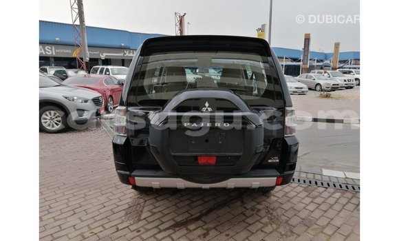 Acheter Import Voiture Mitsubishi Pajero Noir à Import - Dubai, Burkina-Faso Acheter Import Voiture Mitsubishi Pajero Noir à Import - Dubai, Burkina-Faso