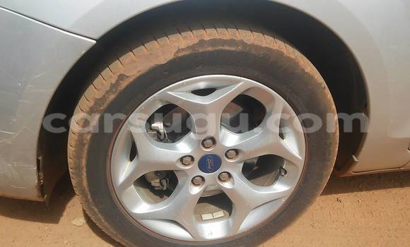 Acheter Occasion Voiture Ford Focus Gris à Ouagadougou, Burkina-Faso Acheter Occasion Voiture Ford Focus Gris à Ouagadougou, Burkina-Faso