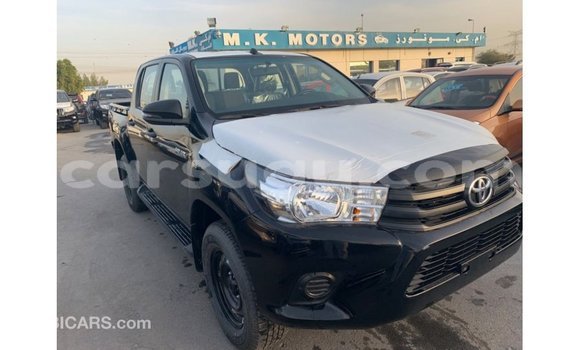 Acheter Import Voiture Toyota Hilux Noir à Import - Dubai, Burkina-Faso Acheter Import Voiture Toyota Hilux Noir à Import - Dubai, Burkina-Faso