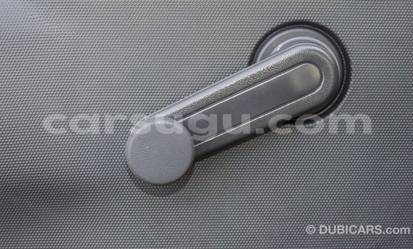 Sayi Imported Toyota Hiace White Mota in Import - Dubai a Burkina Faso Sayi Imported Toyota Hiace White Mota in Import - Dubai a Burkina Faso