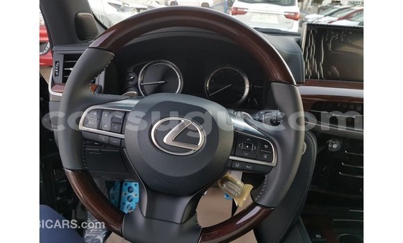 Sayi Imported Lexus LX Black Mota in Import - Dubai a Burkina Faso Sayi Imported Lexus LX Black Mota in Import - Dubai a Burkina Faso