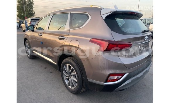 Sayi Imported Hyundai Santa Fe Brown Mota in Import - Dubai a Burkina Faso Sayi Imported Hyundai Santa Fe Brown Mota in Import - Dubai a Burkina Faso