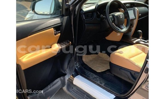 Sayi Imported Toyota Fortuner Sauran Mota in Import - Dubai a Burkina Faso Sayi Imported Toyota Fortuner Sauran Mota in Import - Dubai a Burkina Faso