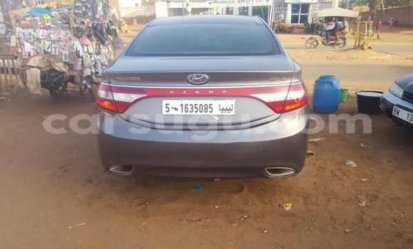 Acheter Neuf Voiture Hyundai Accent Gris à Ouagadougou, Burkina-Faso Acheter Neuf Voiture Hyundai Accent Gris à Ouagadougou, Burkina-Faso