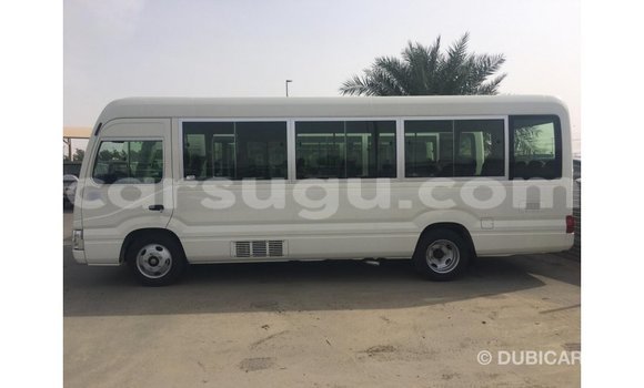Sayi Imported Toyota Coaster White Mota in Import - Dubai a Burkina Faso Sayi Imported Toyota Coaster White Mota in Import - Dubai a Burkina Faso