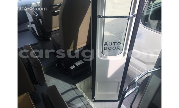 Sayi Imported Toyota Coaster White Mota in Import - Dubai a Burkina Faso Sayi Imported Toyota Coaster White Mota in Import - Dubai a Burkina Faso
