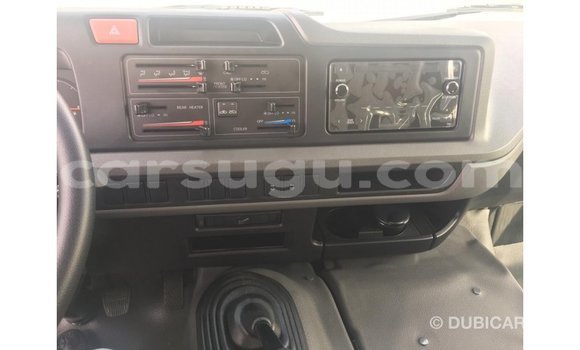 Sayi Imported Toyota Coaster White Mota in Import - Dubai a Burkina Faso Sayi Imported Toyota Coaster White Mota in Import - Dubai a Burkina Faso