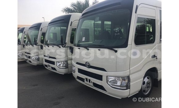 Sayi Imported Toyota Coaster White Mota in Import - Dubai a Burkina Faso Sayi Imported Toyota Coaster White Mota in Import - Dubai a Burkina Faso