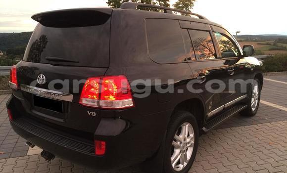 Acheter Neuf Voiture Toyota Land Cruiser Noir à Ouagadougou, Burkina-Faso Acheter Neuf Voiture Toyota Land Cruiser Noir à Ouagadougou, Burkina-Faso