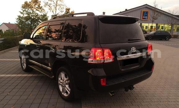 Acheter Neuf Voiture Toyota Land Cruiser Noir à Ouagadougou, Burkina-Faso Acheter Neuf Voiture Toyota Land Cruiser Noir à Ouagadougou, Burkina-Faso