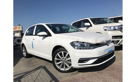 Sayi Imported Volkswagen Golf White Mota in Import - Dubai a Burkina Faso Sayi Imported Volkswagen Golf White Mota in Import - Dubai a Burkina Faso