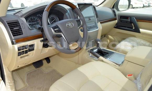 Acheter Neuf Voiture Toyota Land Cruiser Noir à Ouagadougou, Burkina-Faso Acheter Neuf Voiture Toyota Land Cruiser Noir à Ouagadougou, Burkina-Faso