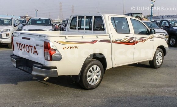 Acheter Import Voiture Toyota Hilux Blanc à Import - Dubai, Burkina-Faso Acheter Import Voiture Toyota Hilux Blanc à Import - Dubai, Burkina-Faso