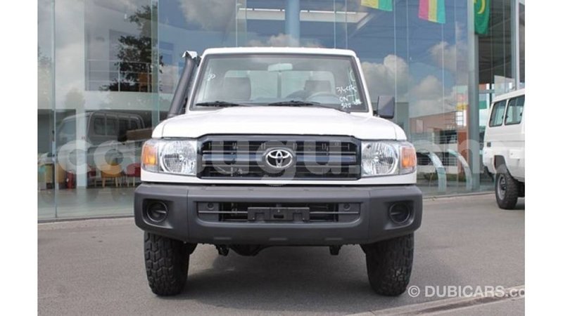 Big with watermark toyota land cruiser burkina faso import dubai 5504