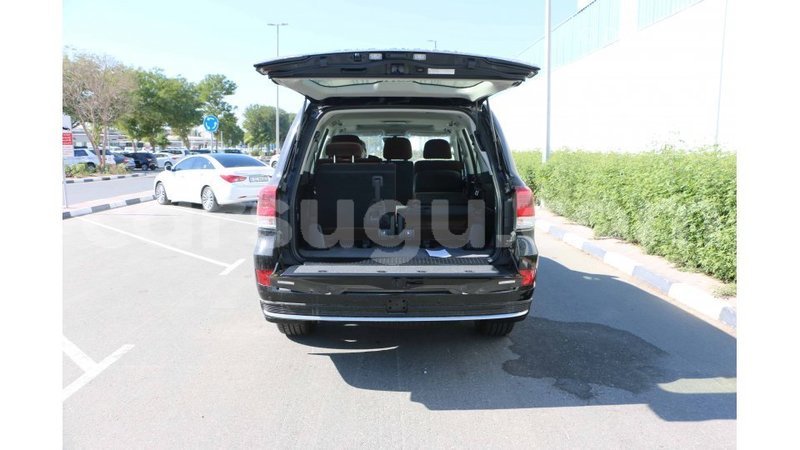 Big with watermark toyota land cruiser burkina faso import dubai 5506