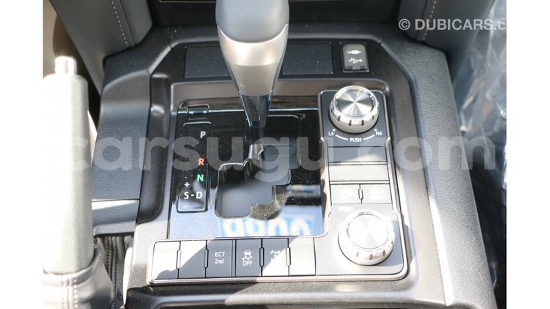 Big with watermark toyota land cruiser burkina faso import dubai 5506