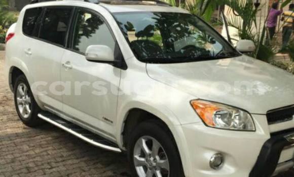 Acheter Neuf Voiture Toyota RAV4 Gris à Ouagadougou, Burkina-Faso Acheter Neuf Voiture Toyota RAV4 Gris à Ouagadougou, Burkina-Faso