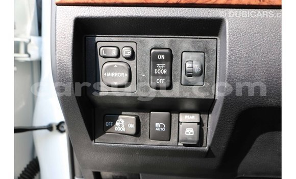 Buy Import Toyota Tundra White Car in Import - Dubai in Burkina Faso Buy Import Toyota Tundra White Car in Import - Dubai in Burkina Faso
