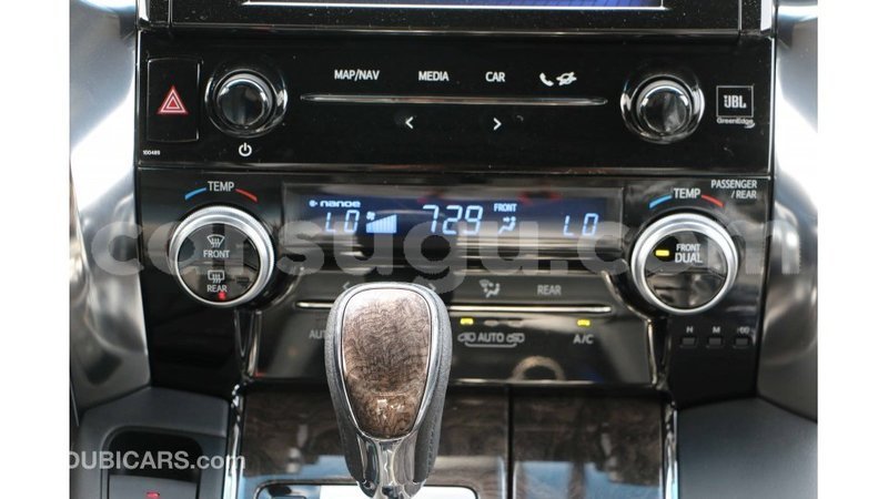 Big with watermark toyota alphard burkina faso import dubai 5516