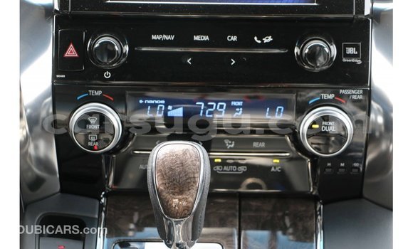 Sayi Imported Toyota Alphard White Mota in Import - Dubai a Burkina Faso Sayi Imported Toyota Alphard White Mota in Import - Dubai a Burkina Faso