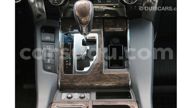 Big with watermark toyota alphard burkina faso import dubai 5516