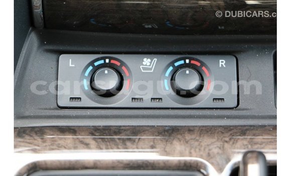 Sayi Imported Toyota Alphard White Mota in Import - Dubai a Burkina Faso Sayi Imported Toyota Alphard White Mota in Import - Dubai a Burkina Faso