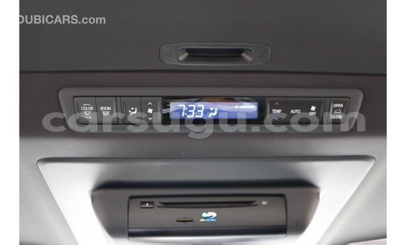 Sayi Imported Toyota Alphard White Mota in Import - Dubai a Burkina Faso Sayi Imported Toyota Alphard White Mota in Import - Dubai a Burkina Faso