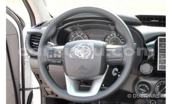 Buy Import Toyota Hilux White Car in Import - Dubai in Burkina Faso Buy Import Toyota Hilux White Car in Import - Dubai in Burkina Faso
