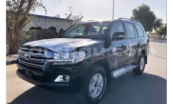Sayi Imported Toyota Land Cruiser Black Mota in Import - Dubai a Burkina Faso Sayi Imported Toyota Land Cruiser Black Mota in Import - Dubai a Burkina Faso