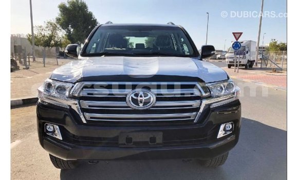 Sayi Imported Toyota Land Cruiser Black Mota in Import - Dubai a Burkina Faso Sayi Imported Toyota Land Cruiser Black Mota in Import - Dubai a Burkina Faso