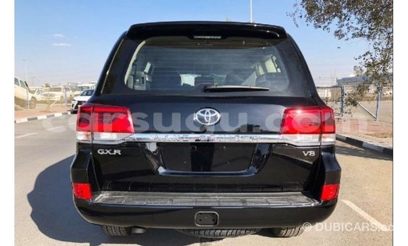Sayi Imported Toyota Land Cruiser Black Mota in Import - Dubai a Burkina Faso Sayi Imported Toyota Land Cruiser Black Mota in Import - Dubai a Burkina Faso