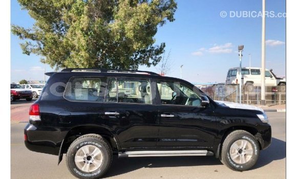 Sayi Imported Toyota Land Cruiser Black Mota in Import - Dubai a Burkina Faso Sayi Imported Toyota Land Cruiser Black Mota in Import - Dubai a Burkina Faso