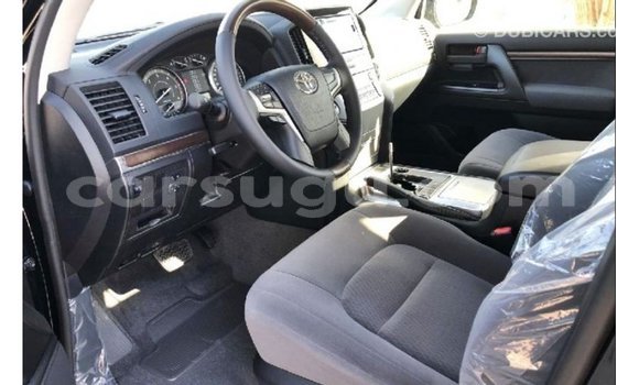Sayi Imported Toyota Land Cruiser Black Mota in Import - Dubai a Burkina Faso Sayi Imported Toyota Land Cruiser Black Mota in Import - Dubai a Burkina Faso