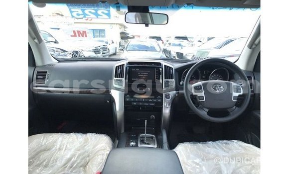 Sayi Imported Toyota Land Cruiser Black Mota in Import - Dubai a Burkina Faso Sayi Imported Toyota Land Cruiser Black Mota in Import - Dubai a Burkina Faso