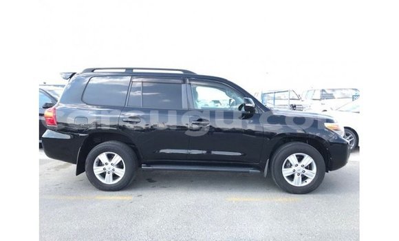 Sayi Imported Toyota Land Cruiser Black Mota in Import - Dubai a Burkina Faso Sayi Imported Toyota Land Cruiser Black Mota in Import - Dubai a Burkina Faso