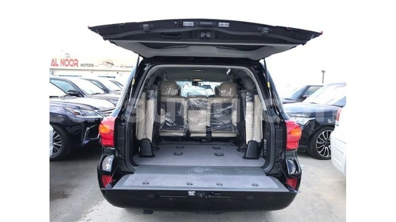 Big with watermark toyota land cruiser burkina faso import dubai 5521