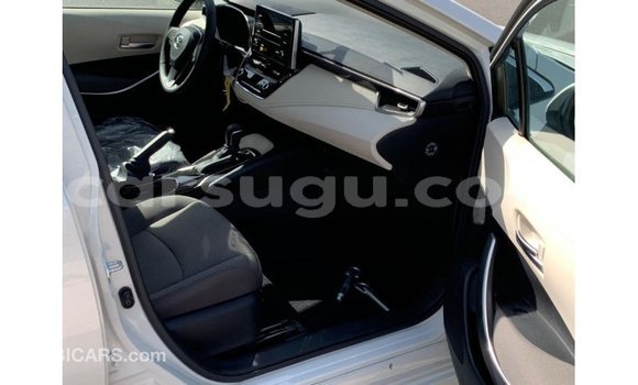 Acheter Import Voiture Toyota Corolla Blanc à Import - Dubai, Burkina-Faso Acheter Import Voiture Toyota Corolla Blanc à Import - Dubai, Burkina-Faso