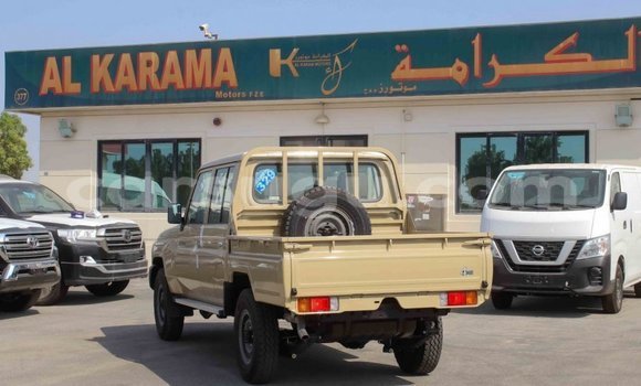 Buy Import Toyota Land Cruiser Beige Car in Import - Dubai in Burkina Faso Buy Import Toyota Land Cruiser Beige Car in Import - Dubai in Burkina Faso