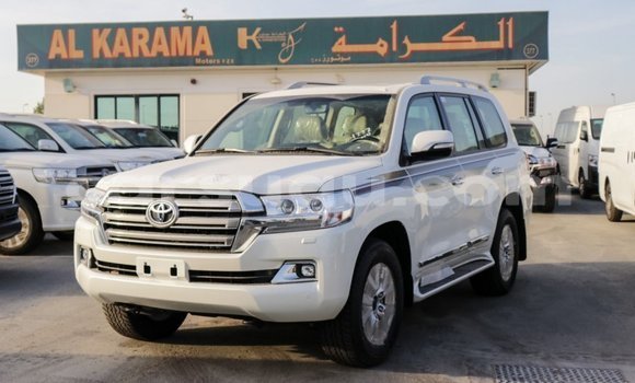 Acheter Import Voiture Toyota Land Cruiser Blanc à Import - Dubai, Burkina-Faso Acheter Import Voiture Toyota Land Cruiser Blanc à Import - Dubai, Burkina-Faso