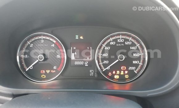 Acheter Import Voiture Mitsubishi L200 Blanc à Import - Dubai, Burkina-Faso Acheter Import Voiture Mitsubishi L200 Blanc à Import - Dubai, Burkina-Faso