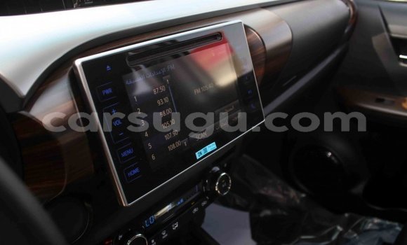 Buy Import Toyota Hilux White Car in Import - Dubai in Burkina Faso Buy Import Toyota Hilux White Car in Import - Dubai in Burkina Faso