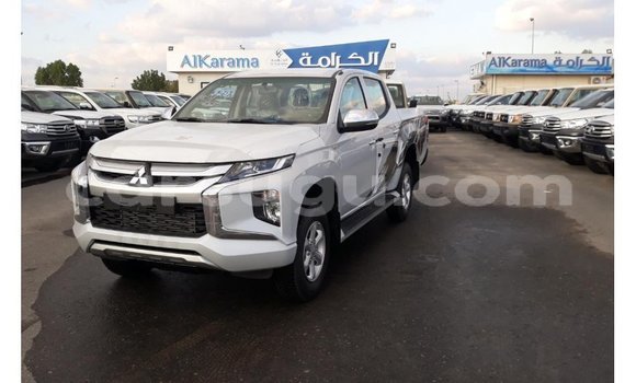 Buy Import Mitsubishi L200 White Car in Import - Dubai in Burkina Faso Buy Import Mitsubishi L200 White Car in Import - Dubai in Burkina Faso