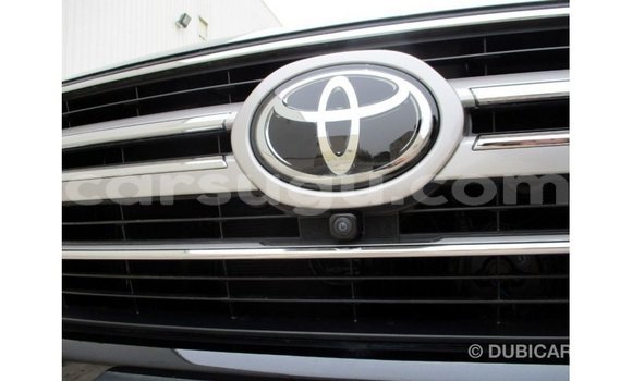 Acheter Import Voiture Toyota Land Cruiser Noir à Import - Dubai, Burkina-Faso Acheter Import Voiture Toyota Land Cruiser Noir à Import - Dubai, Burkina-Faso