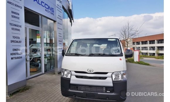 Buy Import Toyota Hiace White Car in Import - Dubai in Burkina Faso Buy Import Toyota Hiace White Car in Import - Dubai in Burkina Faso
