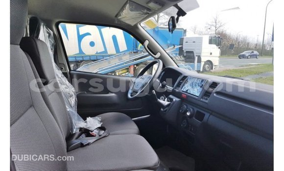 Buy Import Toyota Hiace White Car in Import - Dubai in Burkina Faso Buy Import Toyota Hiace White Car in Import - Dubai in Burkina Faso