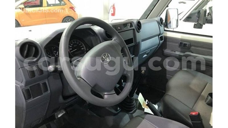 Big with watermark toyota land cruiser burkina faso import dubai 5537