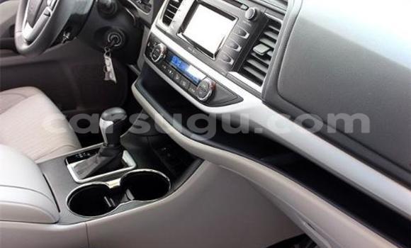 Acheter Neuf Voiture Toyota Highlander Noir à Ouagadougou, Burkina-Faso Acheter Neuf Voiture Toyota Highlander Noir à Ouagadougou, Burkina-Faso